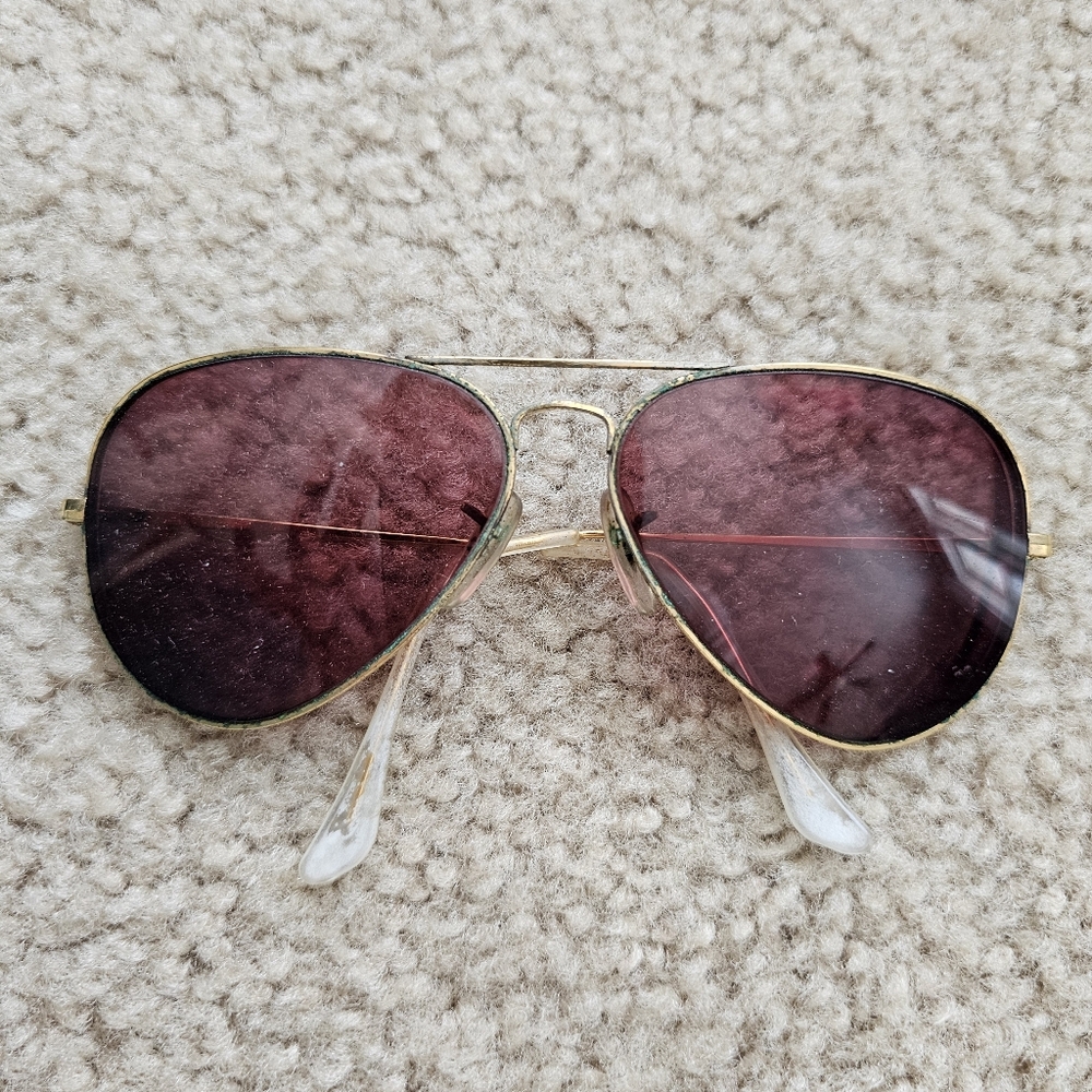 Vintage B&L Ray Ban USA sunglasses gold frames brown lenses